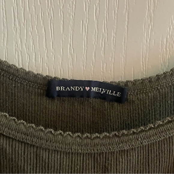 *RARE* Brandy Melville Green Belle Tank Top - Picture 3 of 4